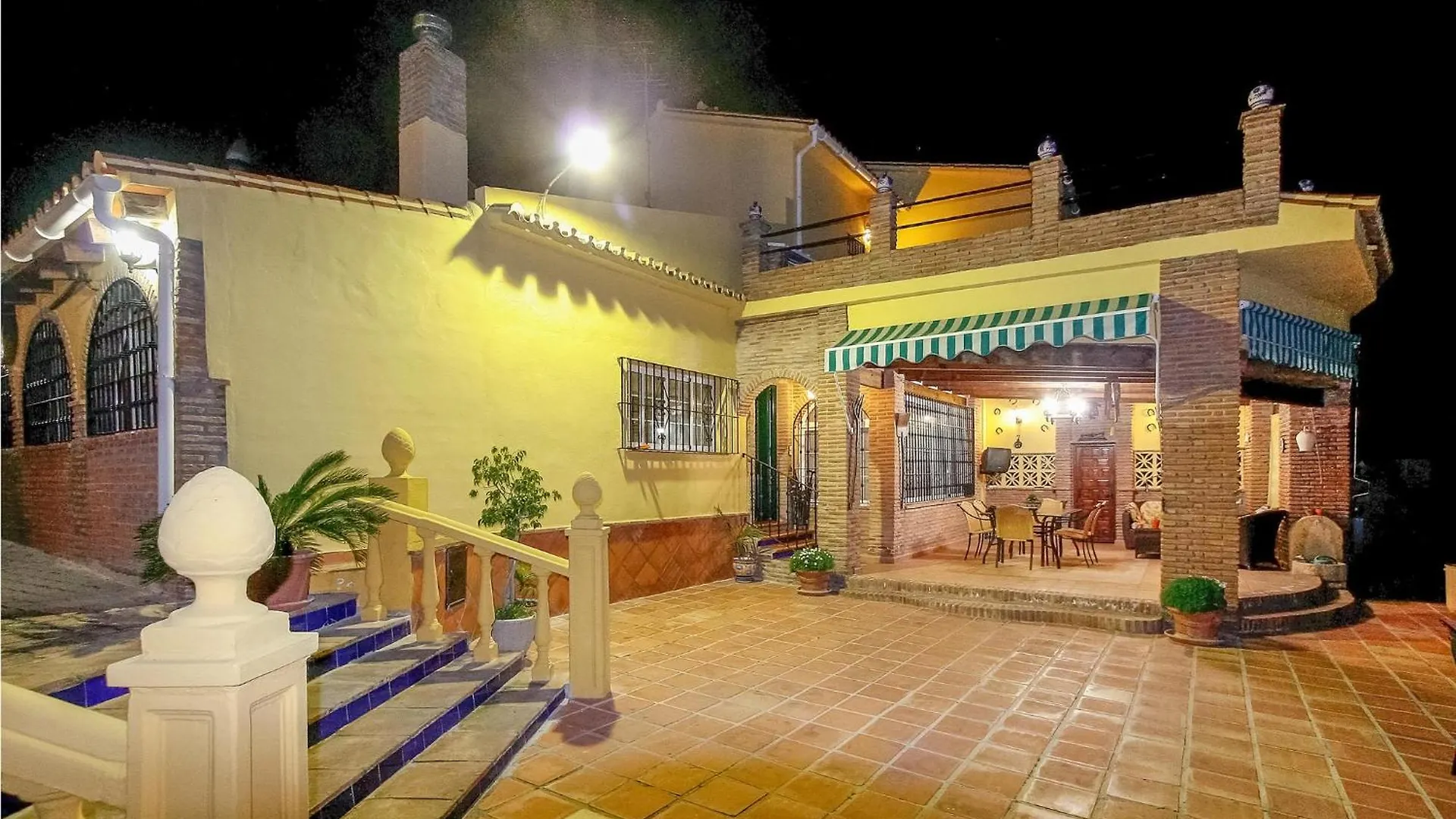 Lovely Home In Alhaurin De La Torre With Wifi Spanje